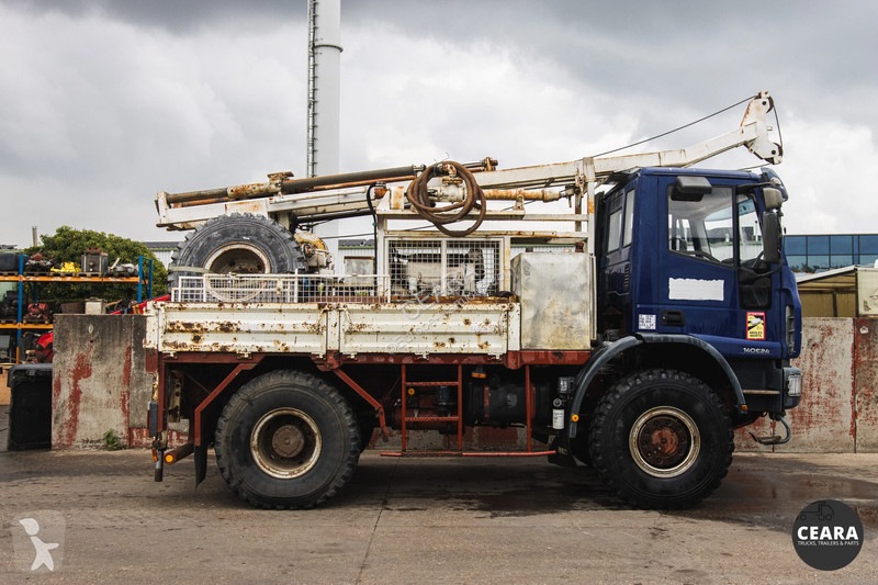 شاحنة Iveco 4x4 CME55 DRILL RIG