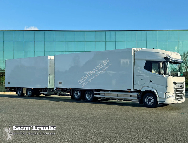 شاحنة DAF XG+ 530 R 6X2 50 CC COMI CARRIER TRS...
