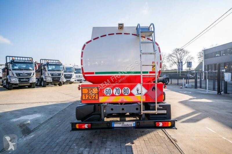 شاحنة Renault  MIDLUM 220 ALU CM 9.000L+4COMP
