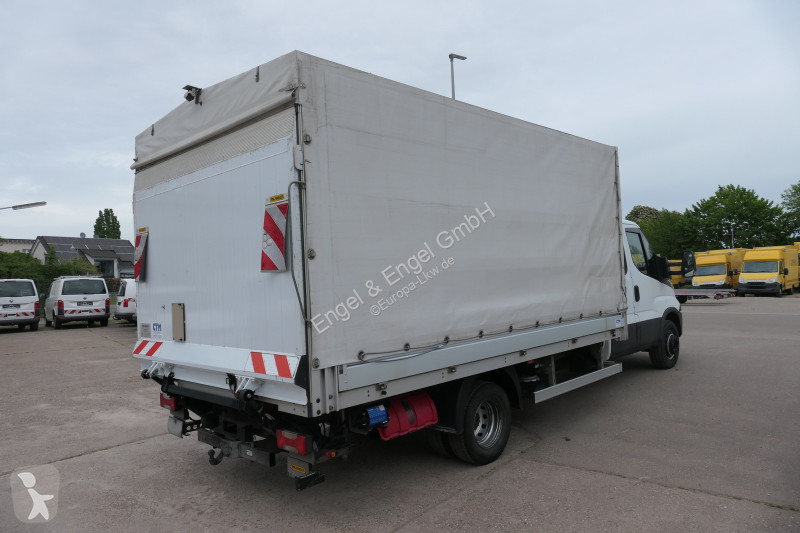 Furgoneta Iveco Daily 70C18H D70C DoKa LBW AHK...
