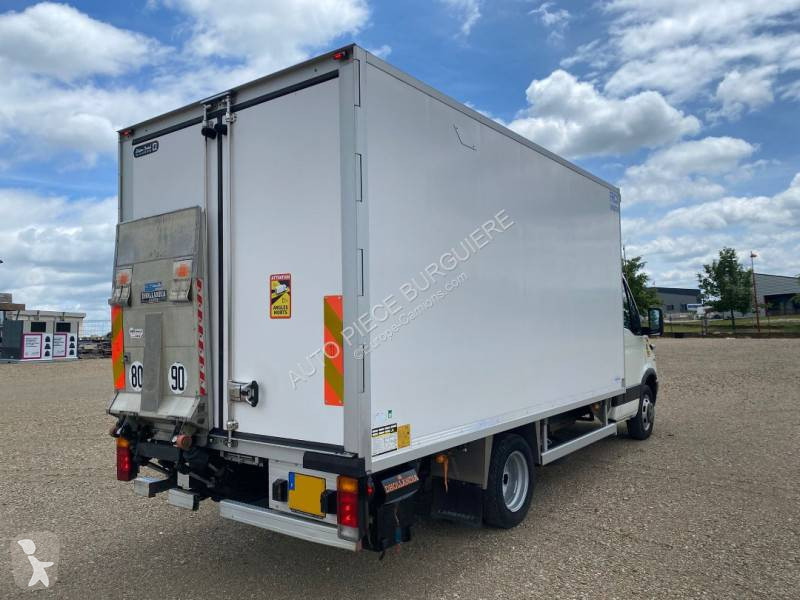 Véhicule utilitaire Iveco