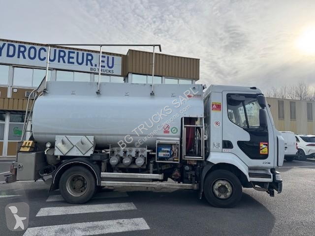 شاحنة Renault 220 DXI