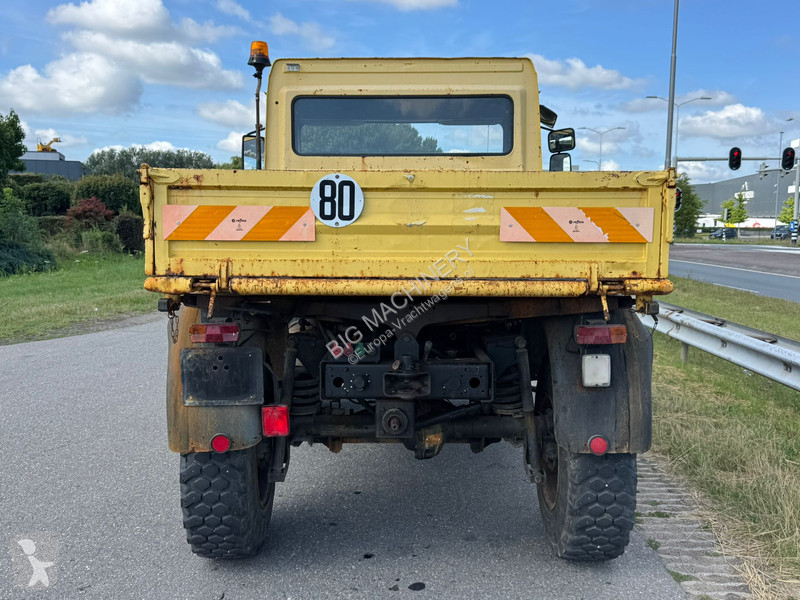 شاحنة Mercedes U140