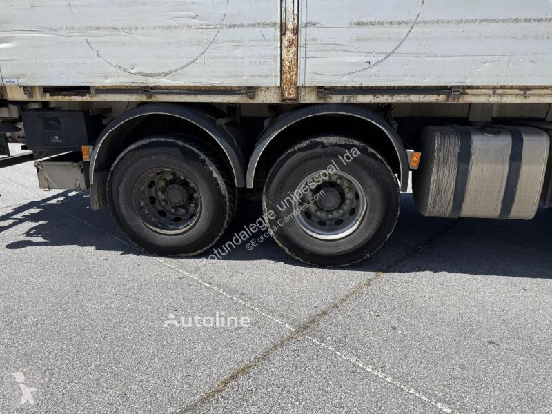 شاحنة Volvo 8x4 C/GRUA