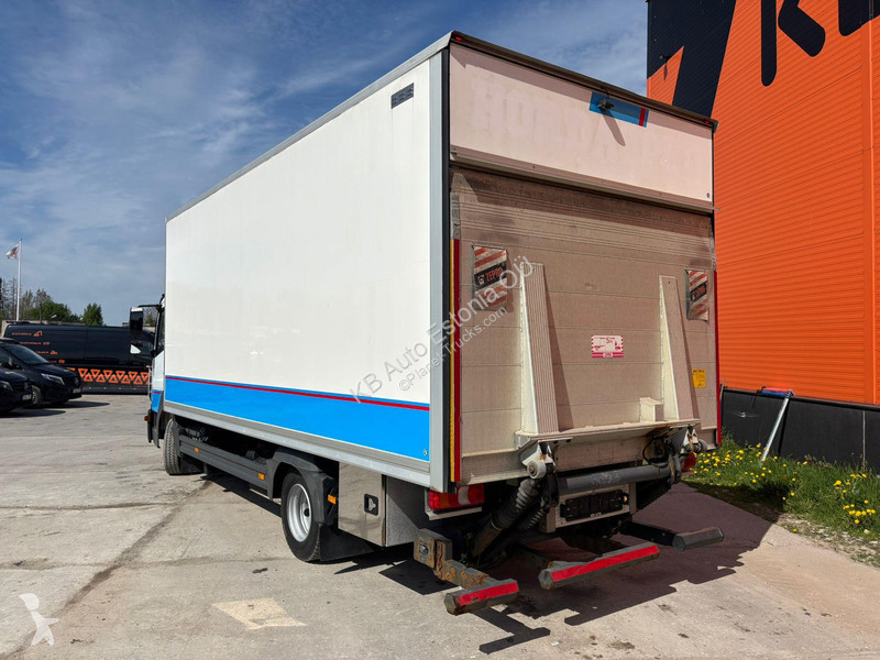 شاحنة Mercedes 818 4x2 THERMOKING V600 MAX