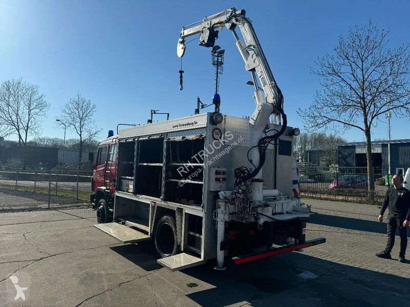 شاحنة Mercedes 4X2 FIRE TRUCK HIAB 050A ONLY...