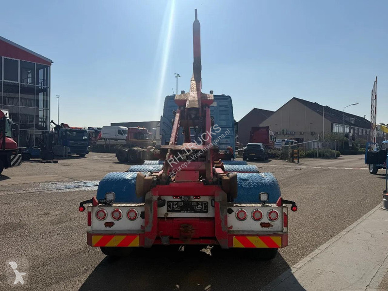 شاحنة Volvo 500 8X4 + HIAB HOOKLIFT