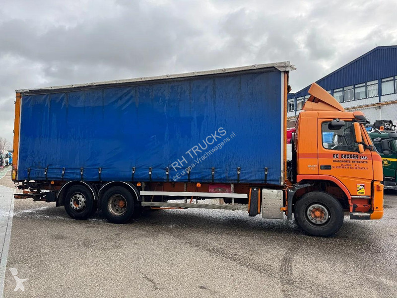 شاحنة Volvo 340 6X2 DHOLLANDIA 2000 KG CURTAINS