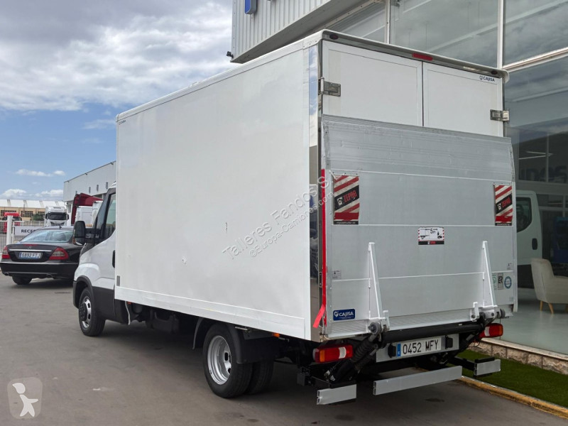 Camion Iveco  35C16 20m3