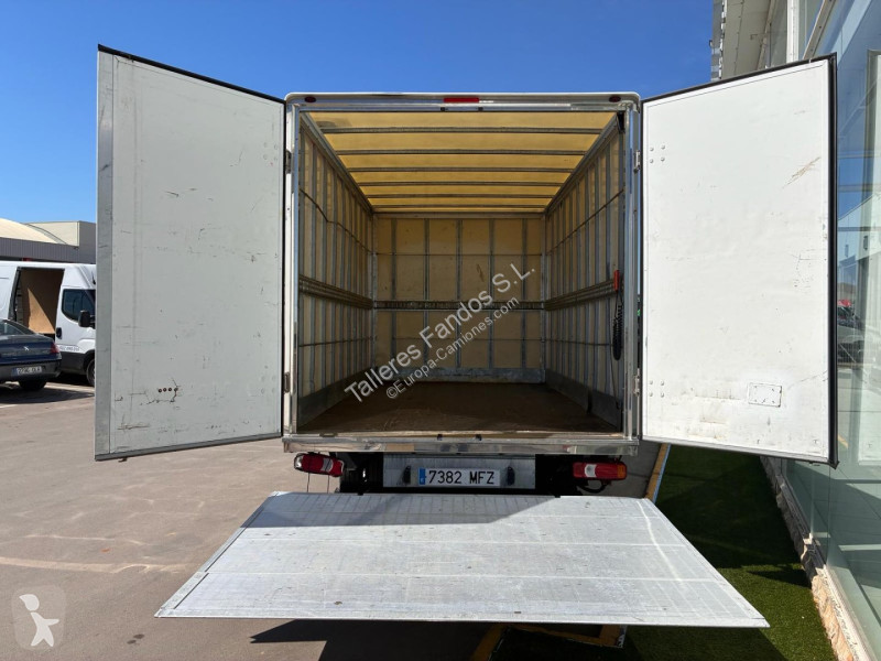 Camion Iveco  35C16 20m3