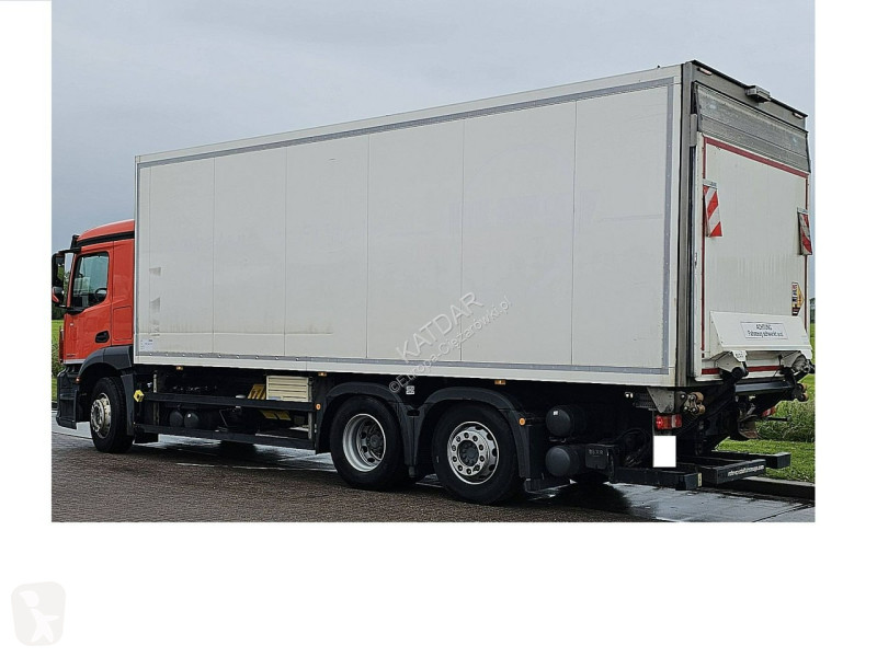 شاحنة Mercedes 2840 syp euro 6 kontener...