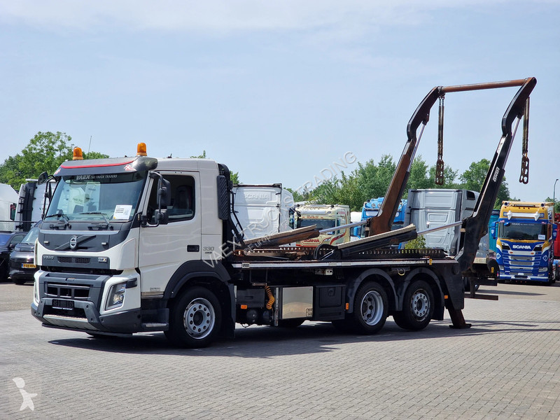 شاحنة Volvo 330 6x2*4 - Skiploader Laxo - Euro...