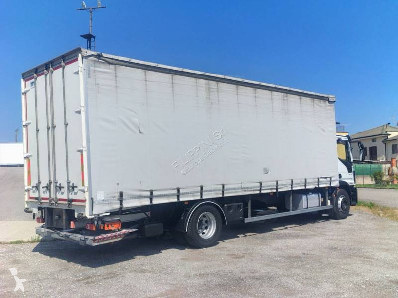 شاحنة Iveco