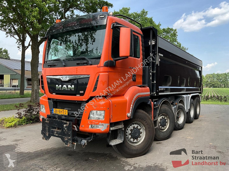 Lastbil MAN 49.440 10X8 met 22m³ geisoleerde...