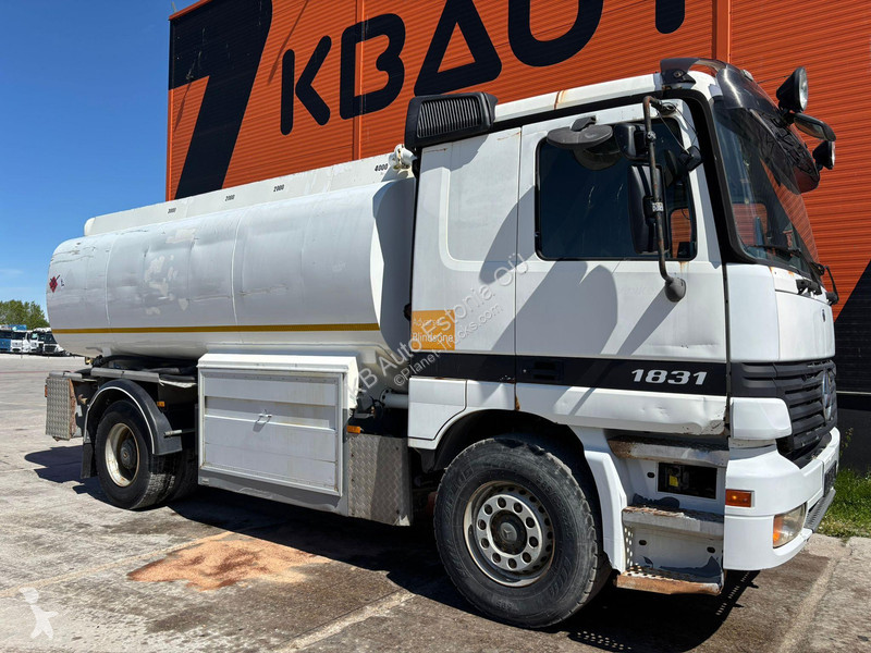 Camion Mercedes 1831 4x2 TANK 11000 l