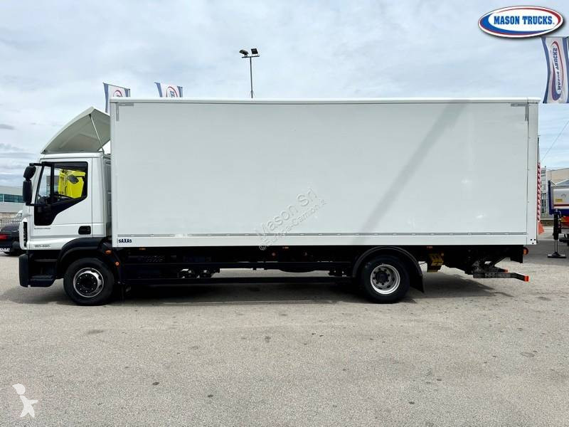 شاحنة Iveco