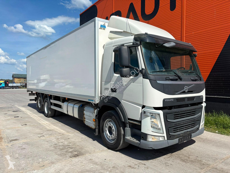 شاحنة Volvo FM 370 6x2*4 MITSUBISHI TU100SA /...