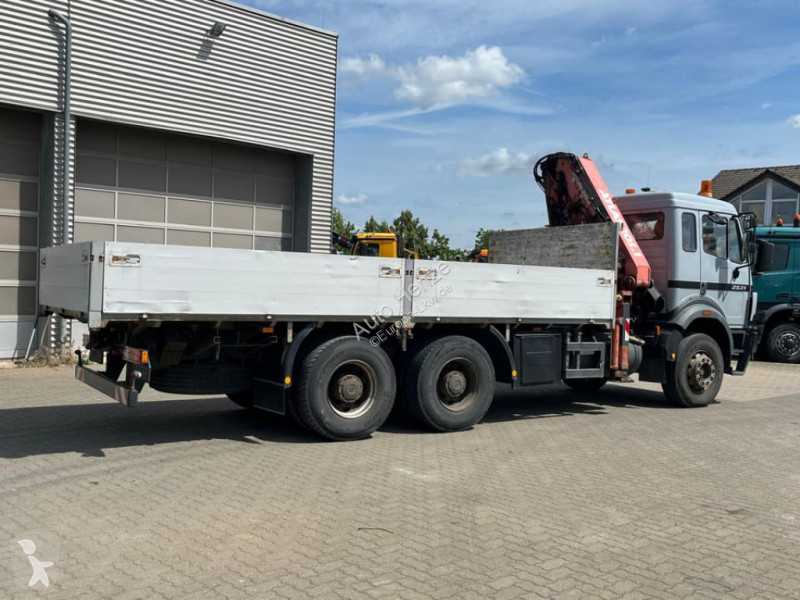 شاحنة Mercedes SK 25316x4 Pritsche Kran Atlas...