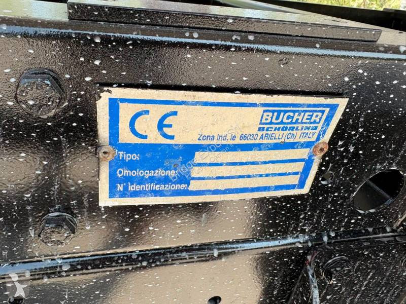 شاحنة Bucher Schoerling
