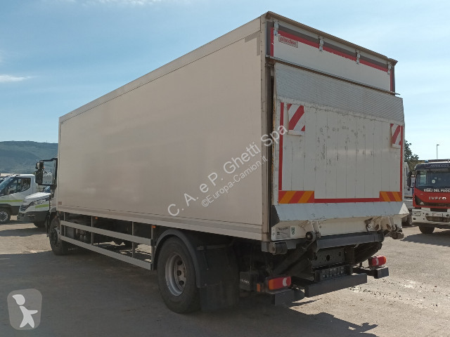 شاحنة Iveco Eurocargo ML180E25