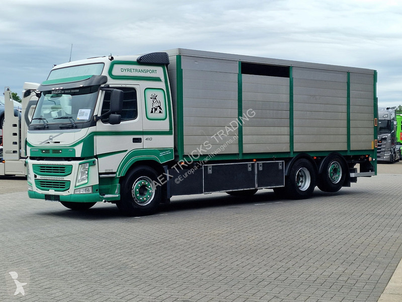 شاحنة Volvo Globetrotter 6x2*4 - Livestock -...