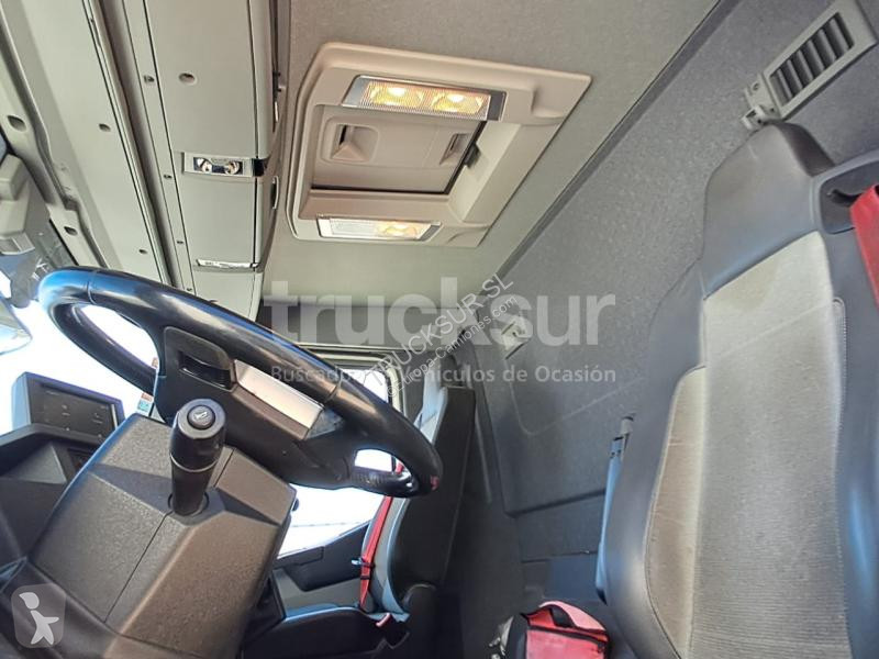 شاحنة Renault ejes 6x2*4 T380.26 IR