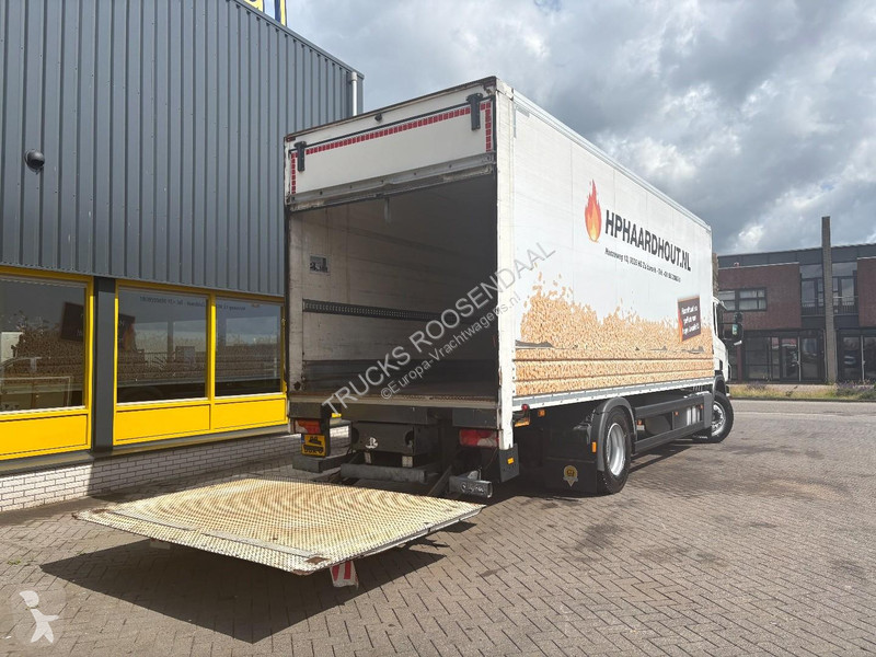شاحنة Scania P230 + DHOANDIA OADIFT 2000 KG +...