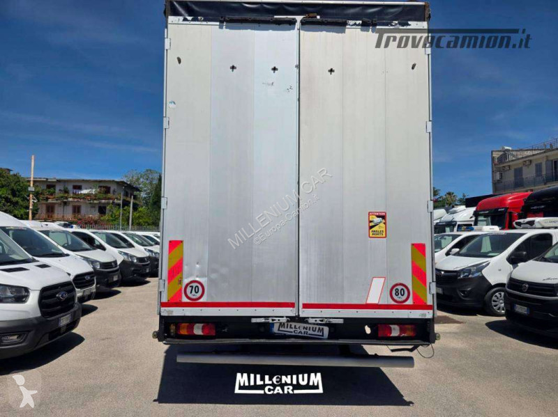 شاحنة Mercedes 18-35 EURO 6 ATTACCO BIGA KM 610000