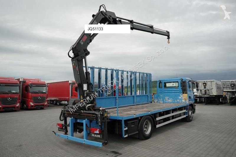 شاحنة MAN 122 E-2