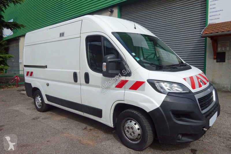 Véhicule utilitaire Peugeot BOXER 2,0 HDI 130