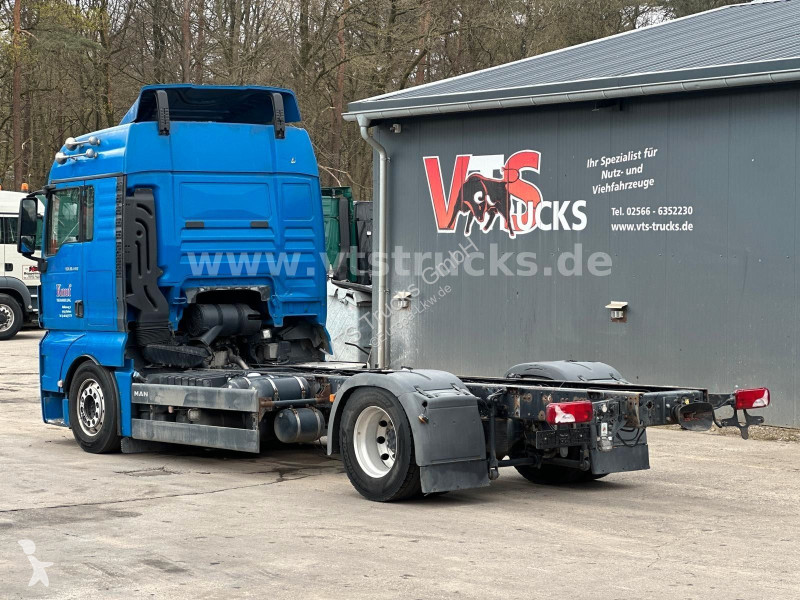 شاحنة MAN 18.440 4x2 Fahrgestell Euro6...