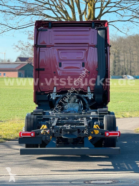 شاحنة Mercedes 2551 L 6x2...
