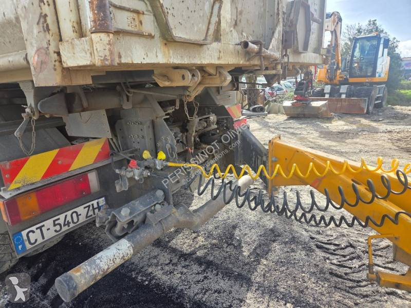 شاحنة Iveco