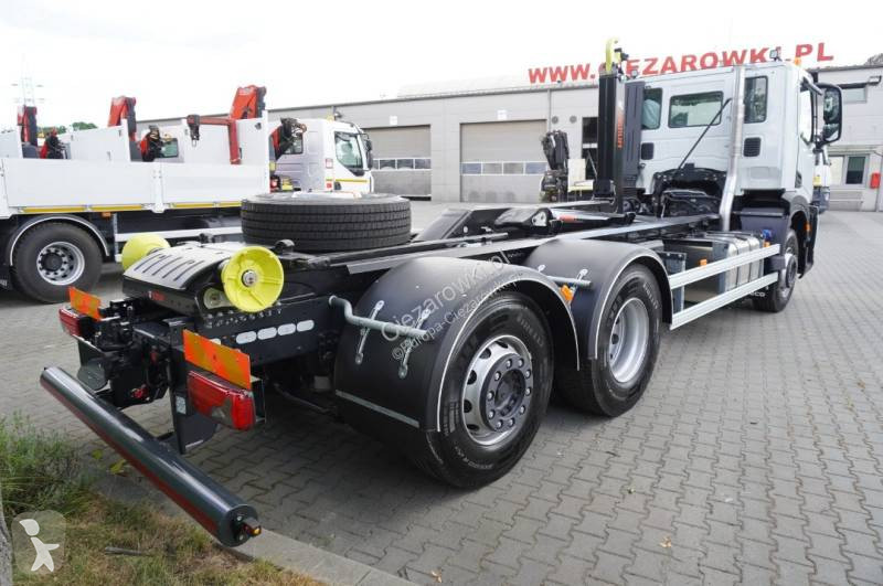 Камион Iveco