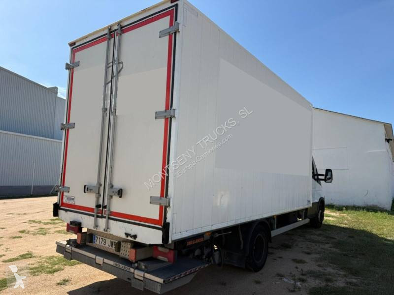 شاحنة Iveco