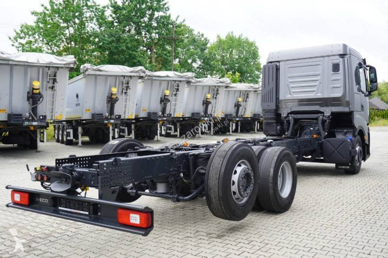 شاحنة Iveco