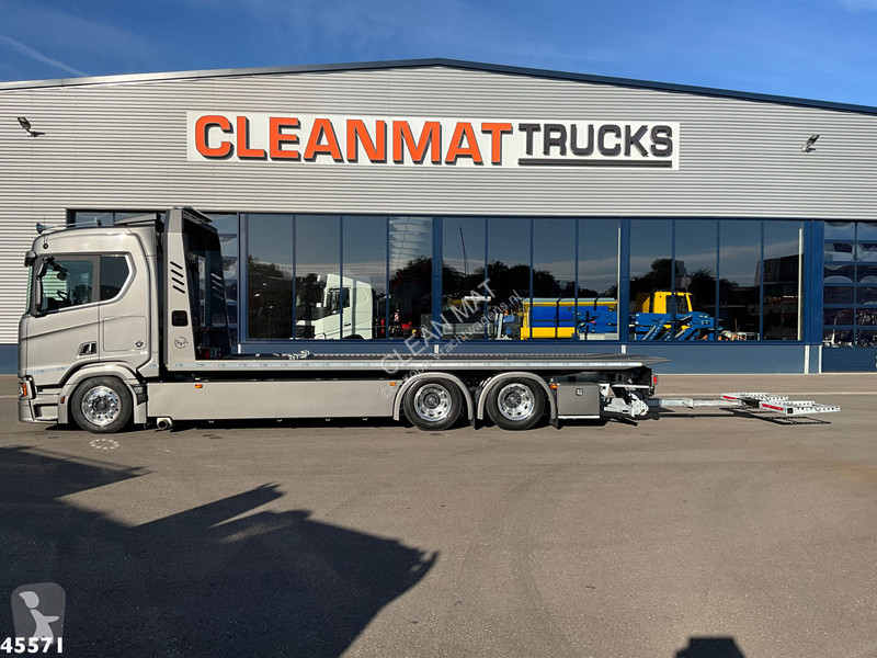 شاحنة Scania 590 V8 6x2 etarder...