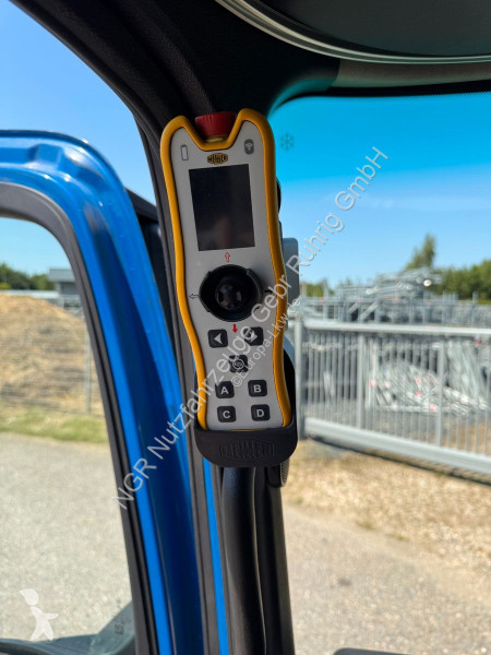 شاحنة Mercedes 2543 6X2 Meiller Abroller mit...