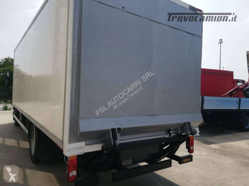 شاحنة Renault D16-240
