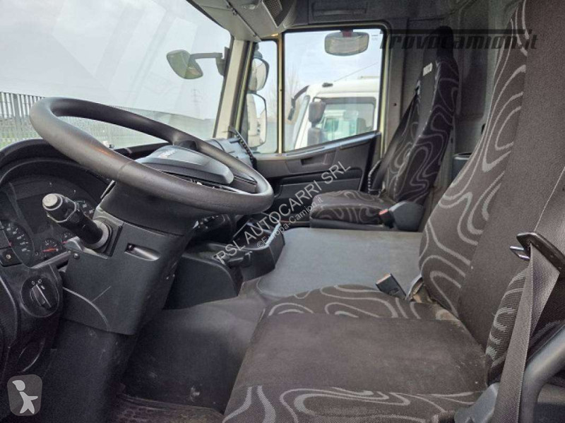 شاحنة Iveco AD 260S31