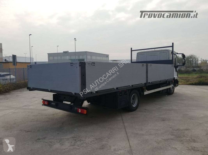 شاحنة Iveco ML 100E22 /P