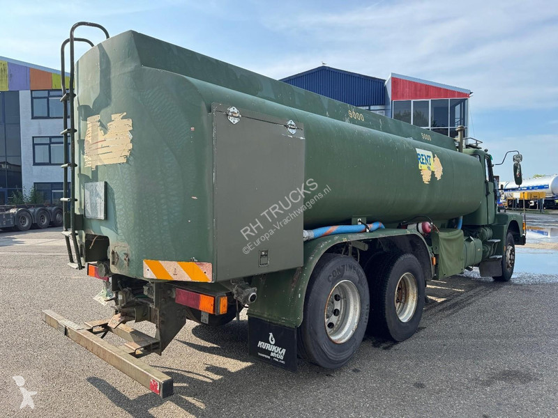 شاحنة Volvo 6X4 Robson-Drive + TANK 14.000 LITER