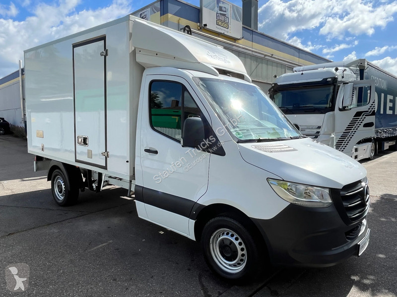 شاحنة Mercedes 317 2 x III, *Tiefkühlkoffer...