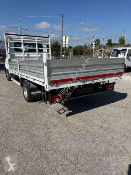 Camion Iveco 35C15
