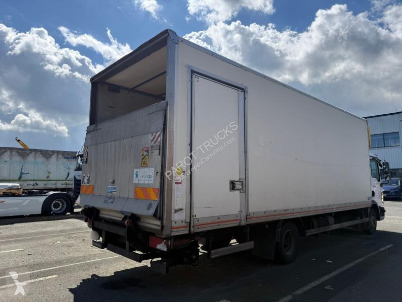 Camion MAN 12.180