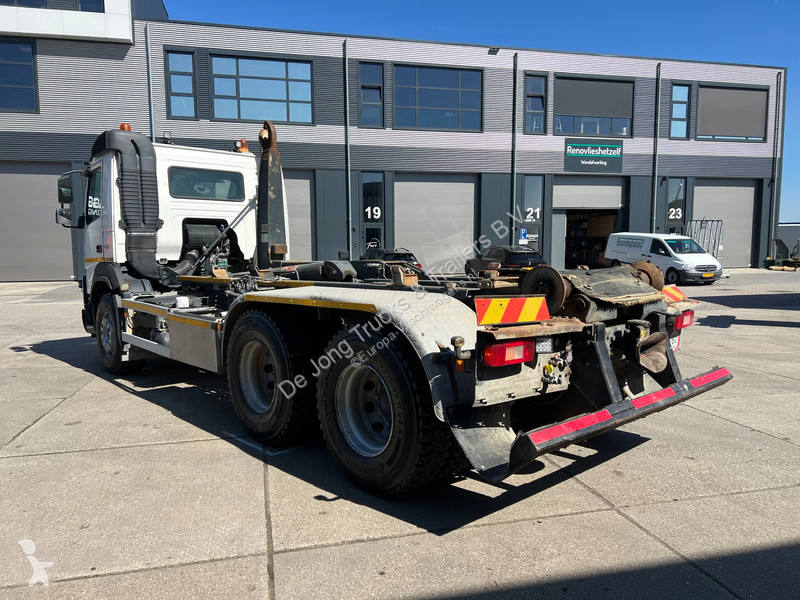 شاحنة Volvo 420 / 6x4 / Hookarm 20T / Steel Spring