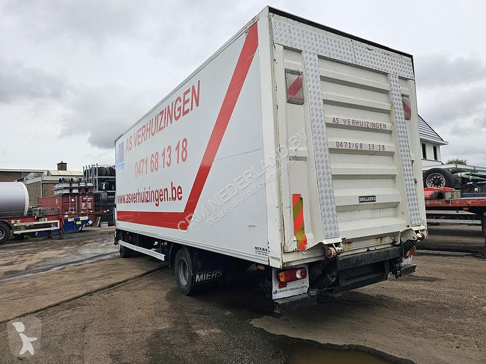 Vrachtwagen Renault MIDLUM 180 - EURO 3 -...