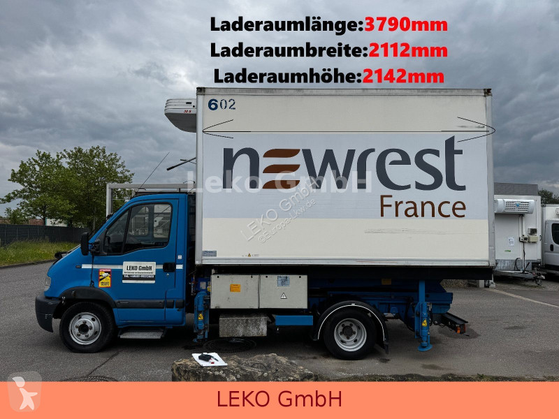 شاحنة Renault 65.150 Flughafen wagen