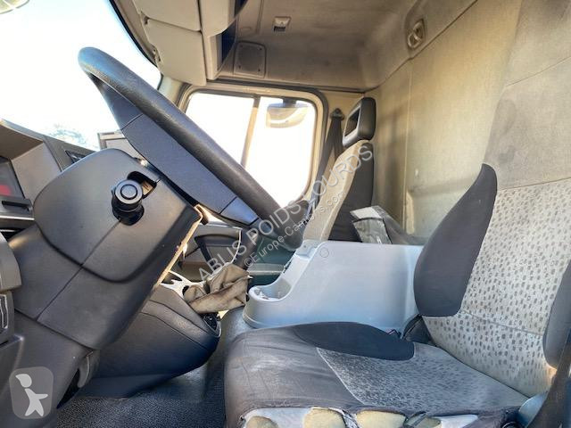 شاحنة Renault 220