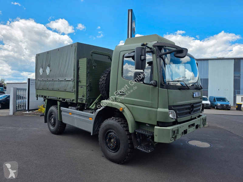 شاحنة Mercedes 1018 A 4x4 Pritsche Plane...